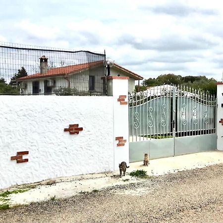 Apartamento La Maison Blanche Iglesias Exterior foto