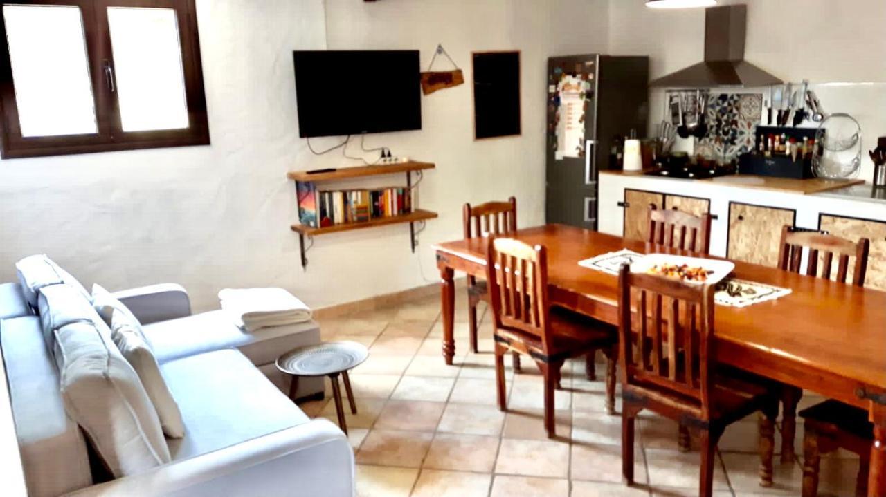 Apartamento La Maison Blanche Iglesias Exterior foto